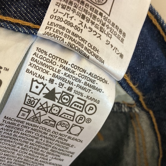 Levi's Jeans Mens 36 x 30 Dark Blue 501 Straight Leg Button Fly Red Tab Hemmed - Picture 12 of 14
